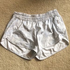 Lululemon tracker short